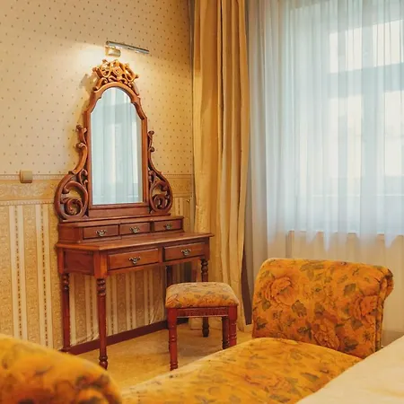 Memorial Hotel